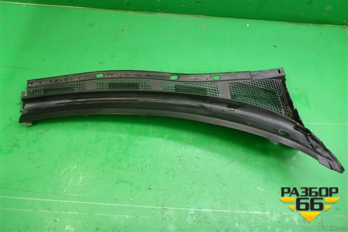 Решетка стеклоочистителей правая (BP4K507R1) для Mazda Mazda 3 (BK) с 2003-2009г 