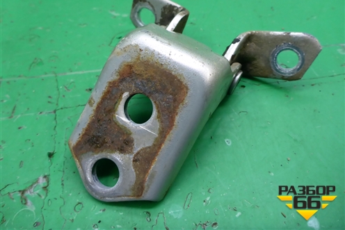 Петля двери передней правой нижняя для Mazda Mazda 3 (BK) с 2003-2009г 