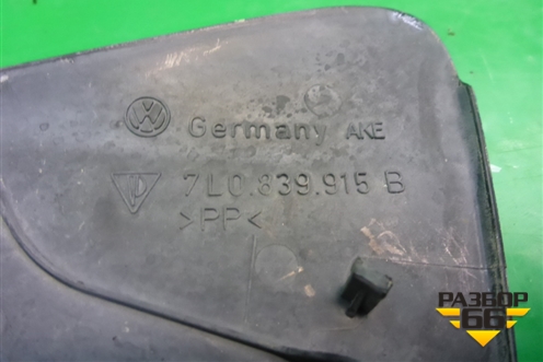 Накладка двери задней левой (с торца задняя) (7L0839915B) для Volkswagen Touareg c 2002-2010г