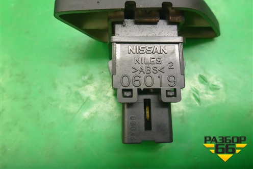 Кнопка аварийной сигнализации для Nissan Murano (Z50) с 2002-2008г