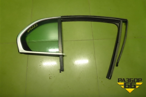 Стекло двери задней правой форточка (3T5845210) для Skoda Superb с 2008-2015г