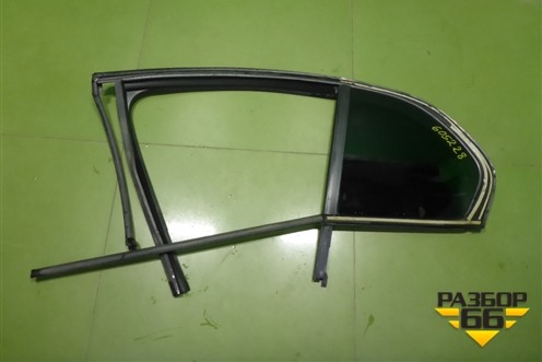 Стекло двери задней левой форточка (3T5845209) для Skoda Superb с 2008-2015г
