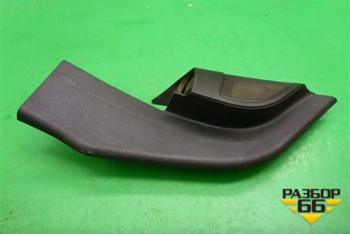 Накладка двери передней левой уголок (4M51A23409AJ) для Ford Focus 2 с 2005-2008г