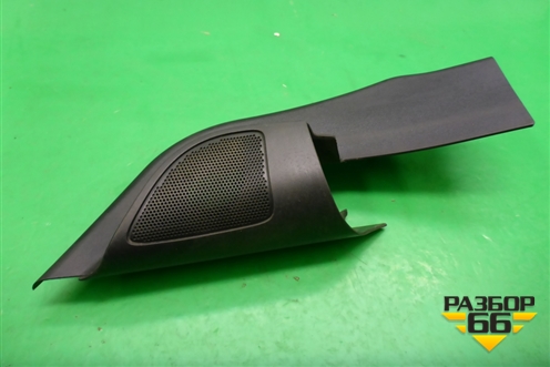 Накладка двери передней левой уголок (4M51A23409AJ) для Ford Focus 2 с 2005-2008г