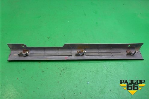 Накладка порога внутренняя переднего левого (858712D000) для Hyundai Elantra 3 (XD) с 2000-2010г