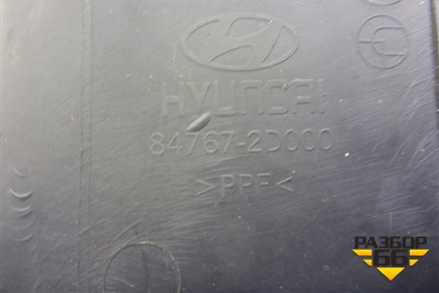 Накладка на торпедо (боковая левая) (847672D000) для Hyundai Elantra 3 (XD) с 2000-2010г