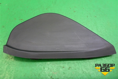 Накладка на торпедо (боковая левая) (847672D000) для Hyundai Elantra 3 (XD) с 2000-2010г