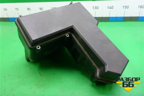 Корпус блока предохранителей (YQH101120) для Land Rover Freelander 1 с 1997-2006г