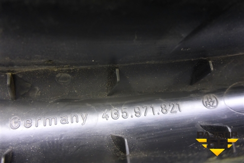 Накладка внутренняя (на петлю крышки багажника левая) (4G5971821) для Audi A6 (C7) с 2011-2018г