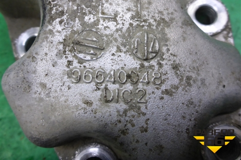 Кронштейн КПП левый (МКПП) (96640048) для Chevrolet Epica с 2006г