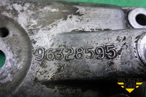 Кронштейн двигателя правый (96328595) для Chevrolet Epica с 2006г