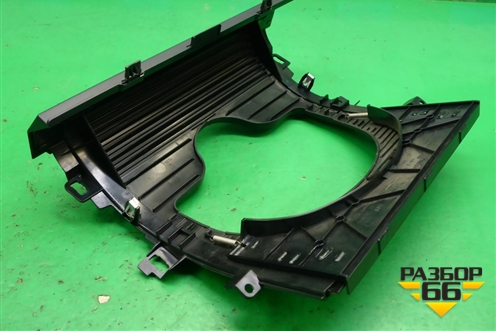 Кожух рулевой колонки (внутренний) (FAI500010) для Land Rover Range Rover Sport с 2005-2012г