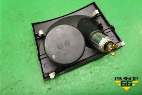 Подстаканник (8011A077) для Mitsubishi Outlander XL с 2006-2012г