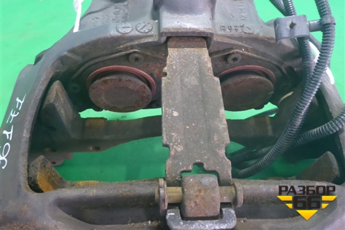 Суппорт задний правый (A9444204101) для Mercedes Benz  TRUCK Axor 2 с 2004г