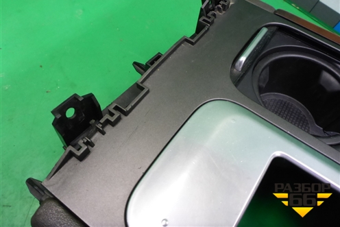 Подлокотник для Land Rover Range Rover 3 с 2002-2012г (Вог)