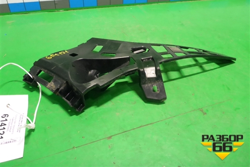 Кронштейн переднего бампера правый (A1568858400) для Mercedes Benz GLA-Klass X156 с 2014г