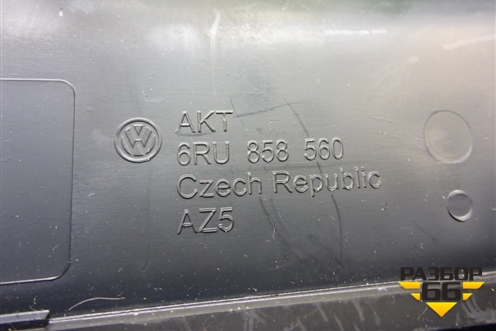Кожух рулевой колонки (6RU858560) для Volkswagen Polo (седан) с 2010г