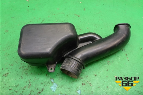 Резонатор воздушного фильтра (04E129618D) для Volkswagen Polo (седан) с 2010г