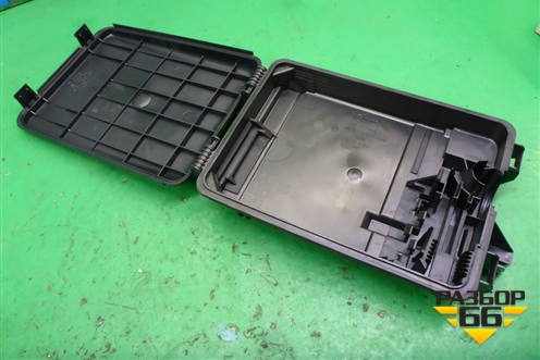 Корпус блока электронного (8D0927355A) для Skoda Superb с 2001-2008г
