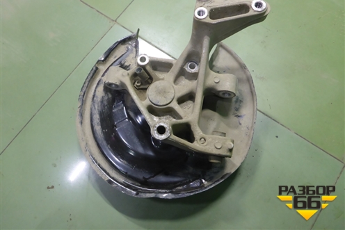 Кулак задний левый (3C0505435F) для Volkswagen Passat-CC с 2008г