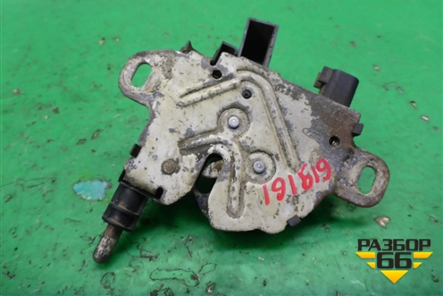 Замок капота (C7G0A16700) для Ford Focus 2 с 2008-2011г