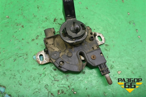 Замок капота (C7G0A16700) для Ford Focus 2 с 2008-2011г