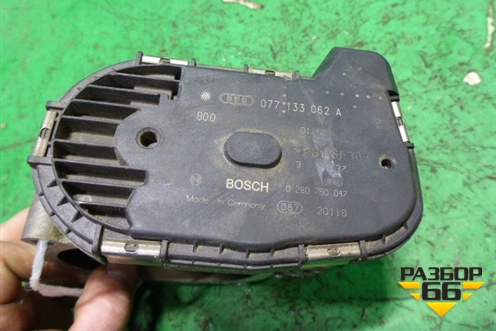 Заслонка дроссельная электрическая (4.2л BGH) (077133062A) для Volkswagen Phaeton с 2002-2014г
