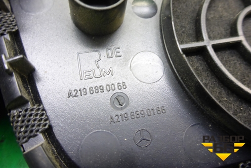 Решетка динамика (A2196890066) для Mercedes Benz CLS C219 с 2004-2010г