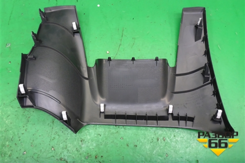 Накладка на торпедо (под рулём) (8010A229ZZ) для Mitsubishi Outlander с 2012-2024г