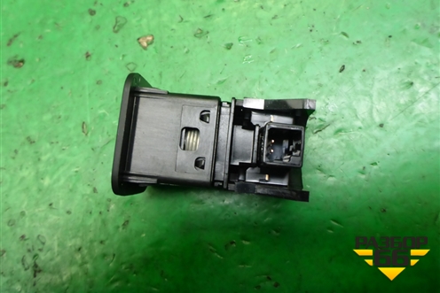 Выключатель пассажирской AIR BAG (8610A080) для Mitsubishi Outlander с 2012-2024г