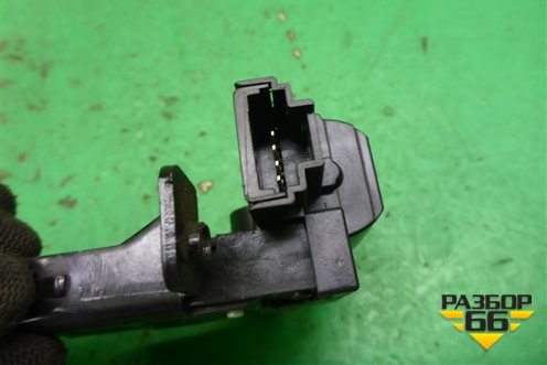 Замок багажника (90502EY10A) для Nissan Qashqai (J10E) с 2006-2013г