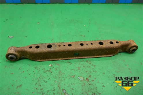 Рычаг задний поперечный правый (55110JD000) для Nissan Qashqai (J10E) с 2006-2013г