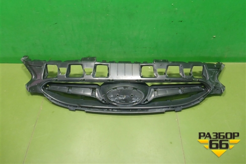 Решетка радиатора (до 2014г) (863511R000) для Hyundai Solaris с 2010-2016г