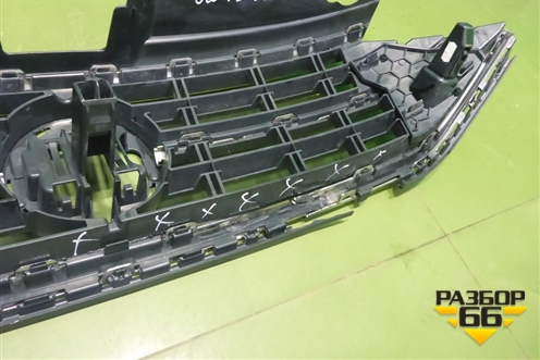 Решетка радиатора (6N5853653A) для Volkswagen Polo с 2020г