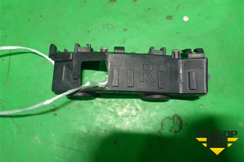 Кронштейн переднего бампера правый (86516D7000) для Hyundai Tucson с 2015-2022г