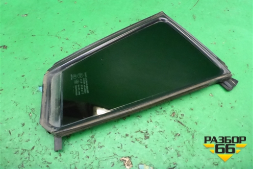 Стекло двери задней правой форточка (седан) для Mazda Mazda 3 (BK) с 2003-2009г 
