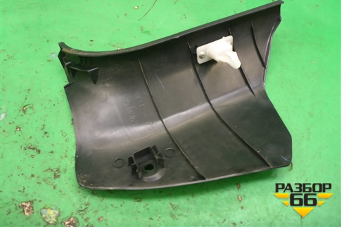 Накладка порога внутренняя правая (передняя часть) (BP4K68370) для Mazda Mazda 3 (BK) с 2003-2009г 