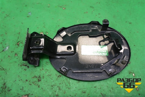 Лючок бензобака (седан) для Mazda Mazda 3 (BK) с 2003-2009г 