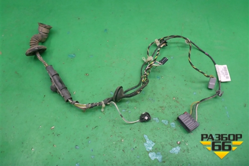 Проводка двери правой (3х дверный кузов) (6S6T14A584GFF) для Ford Fiesta с 2001-2008г
