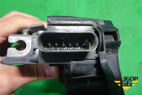 Замок двери передней левой (51217477699) для BMW X5 G05 с 2018г