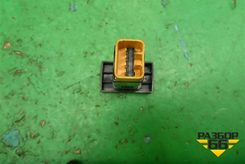 Кнопка включения ПТФ (задних) (LAX4116600) для Lifan Breez с 2007г (Бриз)