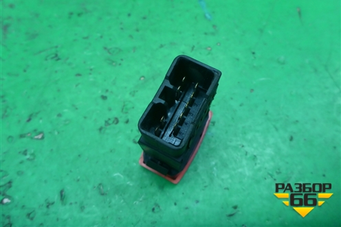 Кнопка аварийной сигнализации (LAX3750200B02) для Lifan Breez с 2007г (Бриз)