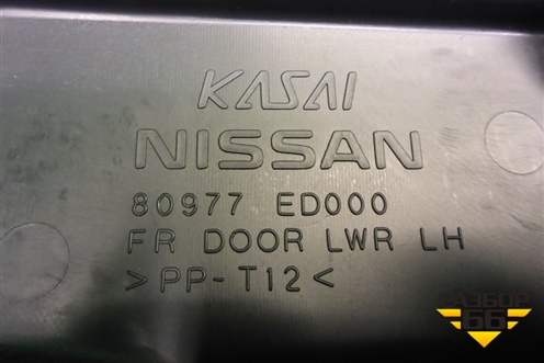 Обшивка двери передней левой под электрику (правый руль) (80977ED000) для Nissan Tiida (C11X) с 2004-2013г