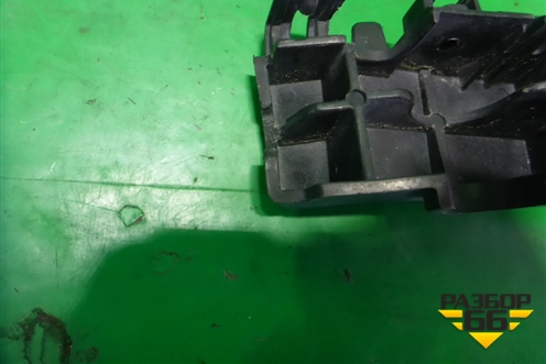 Кронштейн переднего бампера правый (86516D7000) для Hyundai Tucson с 2015-2022г