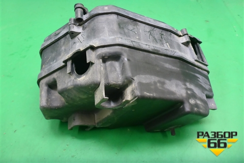 Корпус блока предохранителей (7L0937576B) для Volkswagen Touareg c 2002-2010г