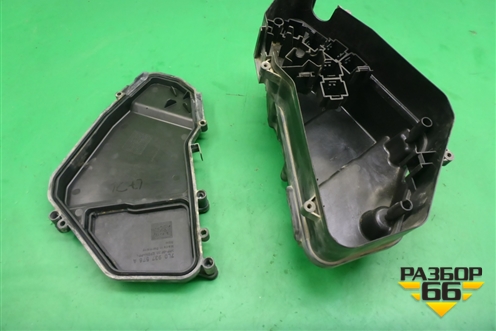 Корпус блока предохранителей (7L0937576B) для Volkswagen Touareg c 2002-2010г