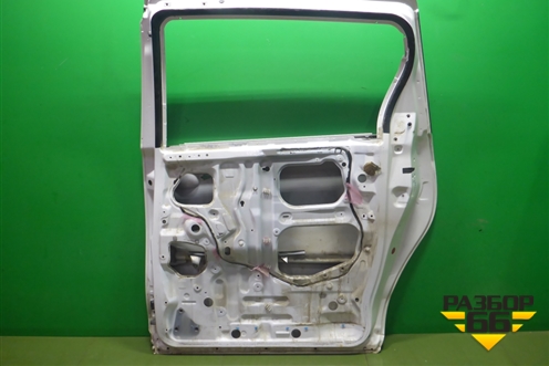 Дверь задняя правая (6700328480) для Toyota Estima с 2006-2019г