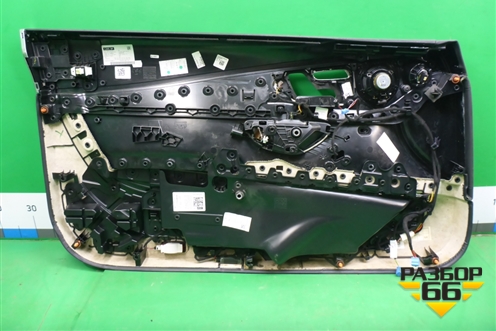 Обшивка двери передней правой под электрику (купэ) для Mercedes Benz C-Klass W205 с 2014г