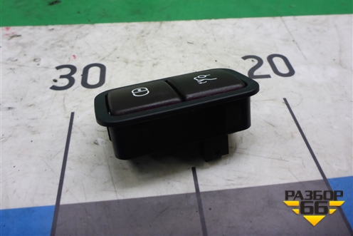 Кнопка закрывания крышки багажника (A2208211479) для Mercedes Benz C-Klass W205 с 2014г