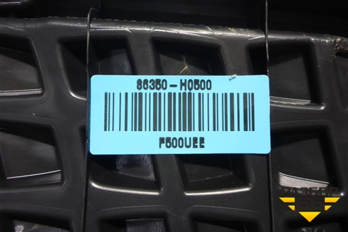 Решетка радиатора (до 2020г X-Line новая) (86350H0500) для Kia Rio с 2017г